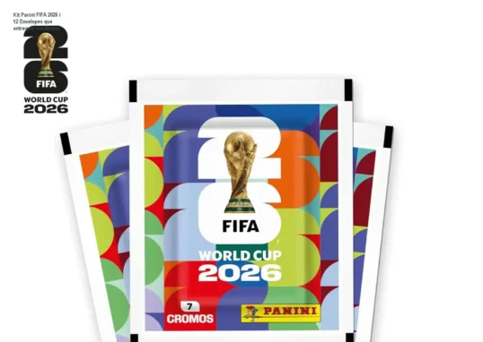 Kit Panini FIFA 2026 – colecionadores apaixonados por figurinhas