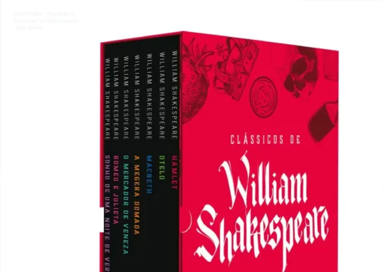 Caixa com as obras completas de William Shakespeare traduzidas por Júlio Emílio Braz
