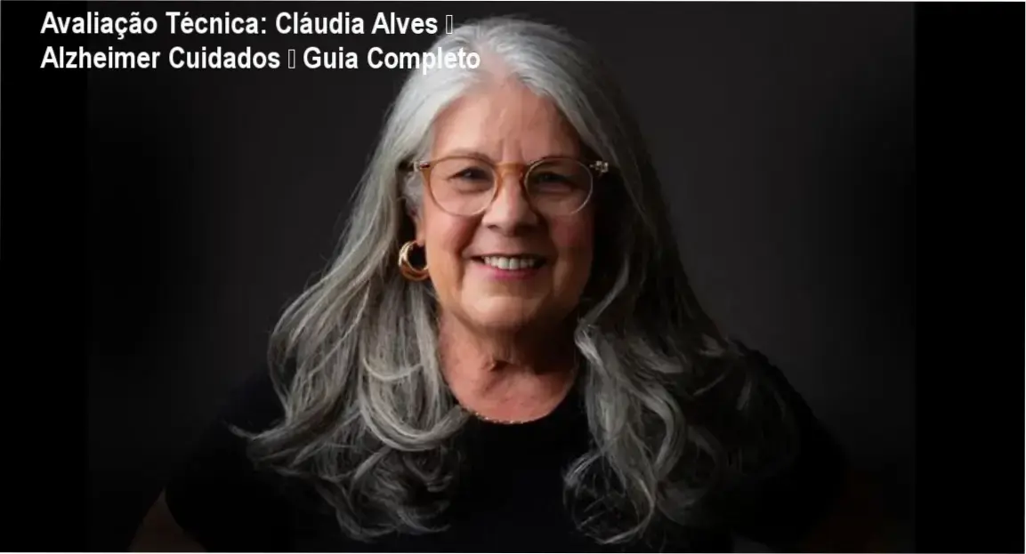 Cláudia Alves apresentando o curso online Alzheimer Cuidados com método CAPER