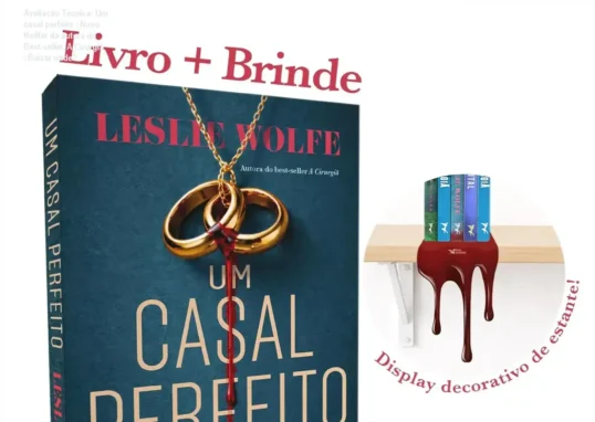 Capa do livro 'Um casal perfeito', com destaque para o título e destaque sobre o thriller da autora do Best-seller A Cirurgiã